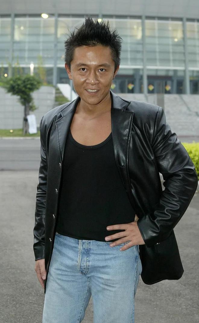 死亡多日无人察觉已发臭王菲前经纪人悼念pg电子中文模拟器台湾男星陈光前家中(图4)