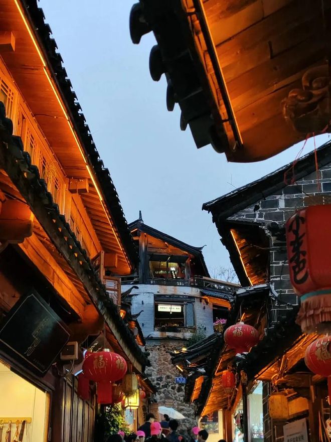 :精选路线+价格明细+地道美食指南pg电子云南六天五晚跟团游防坑攻略(图1) :精选路线+价格明细+地道美食指南pg电子云南六天五晚跟团游防坑攻略(图1)